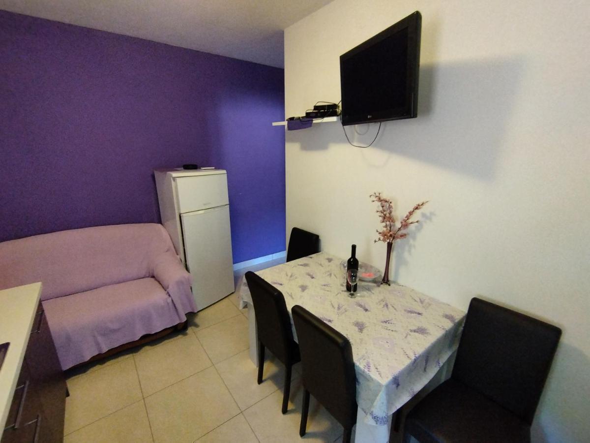 Apratman Uvala Duboka Kruscica Apartment Kruscica  Ngoại thất bức ảnh