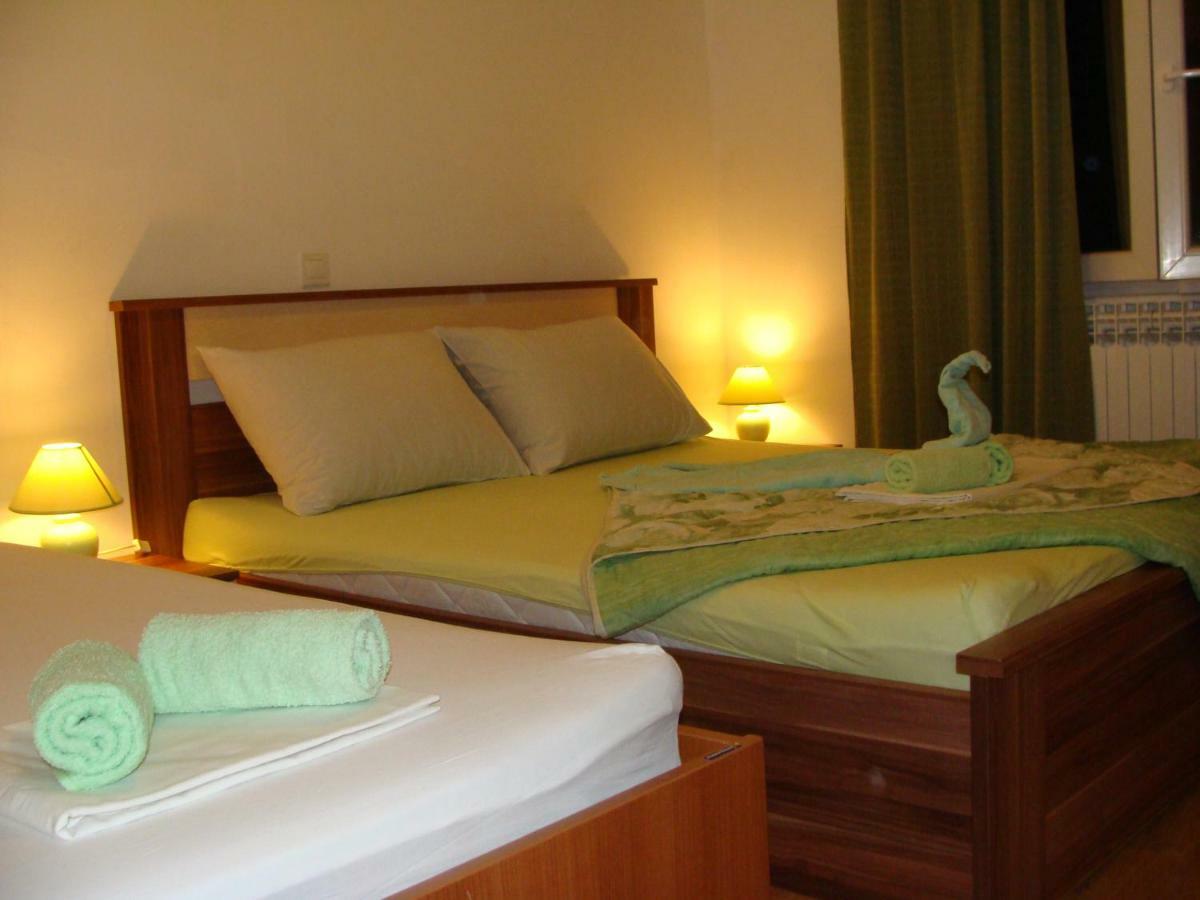 Apratman Uvala Duboka Kruscica Apartment Kruscica  Ngoại thất bức ảnh