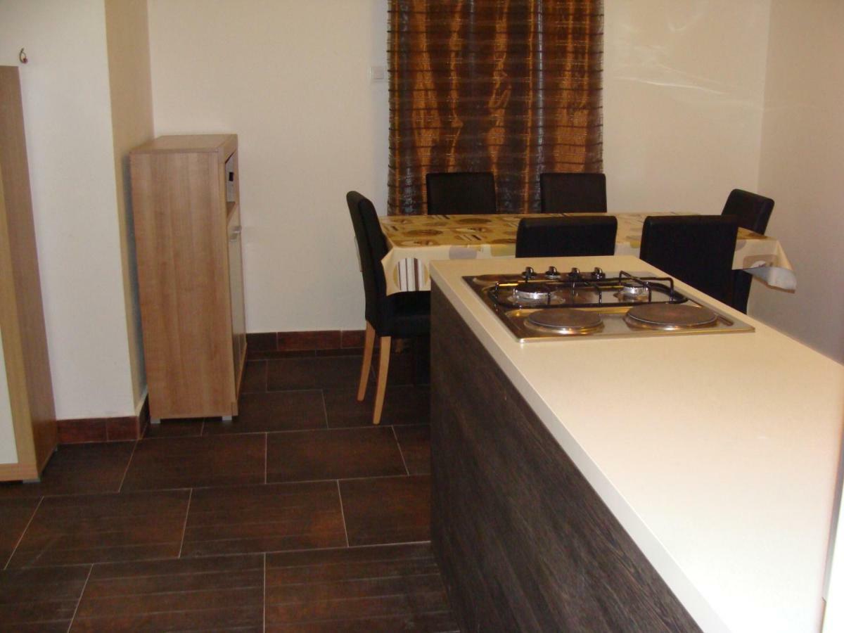 Apratman Uvala Duboka Kruscica Apartment Kruscica  Ngoại thất bức ảnh
