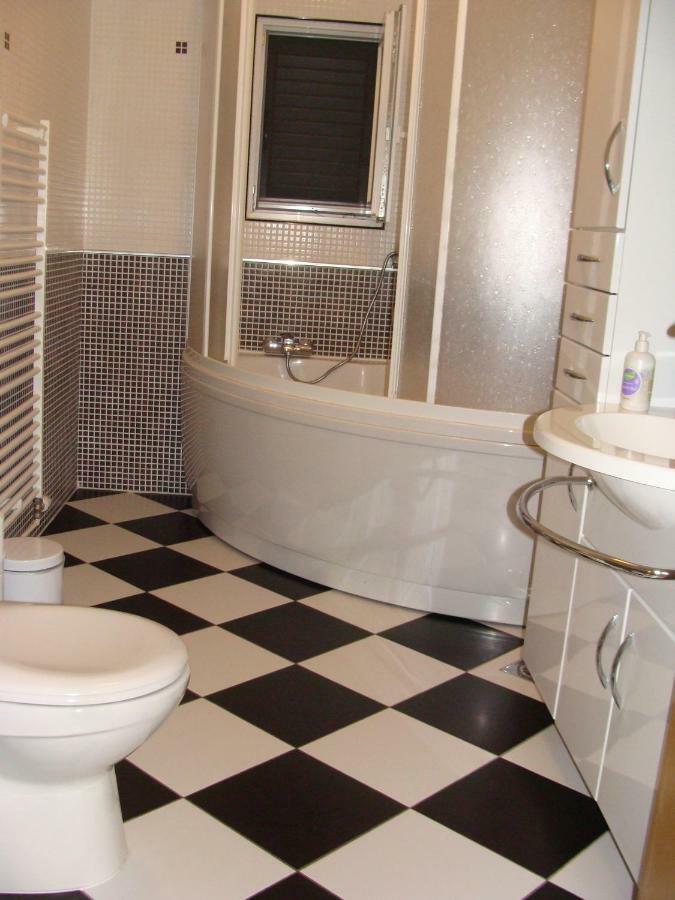 Apratman Uvala Duboka Kruscica Apartment Kruscica  Ngoại thất bức ảnh