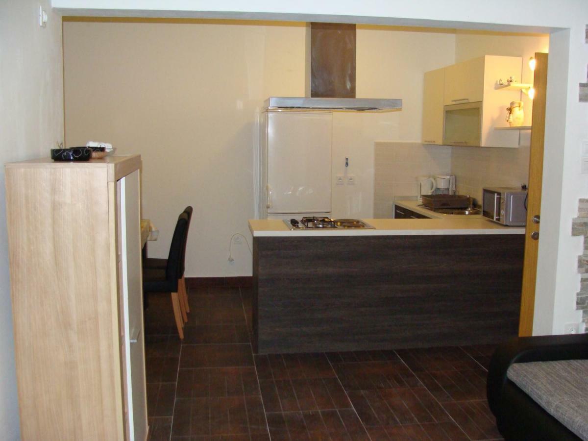Apratman Uvala Duboka Kruscica Apartment Kruscica  Ngoại thất bức ảnh